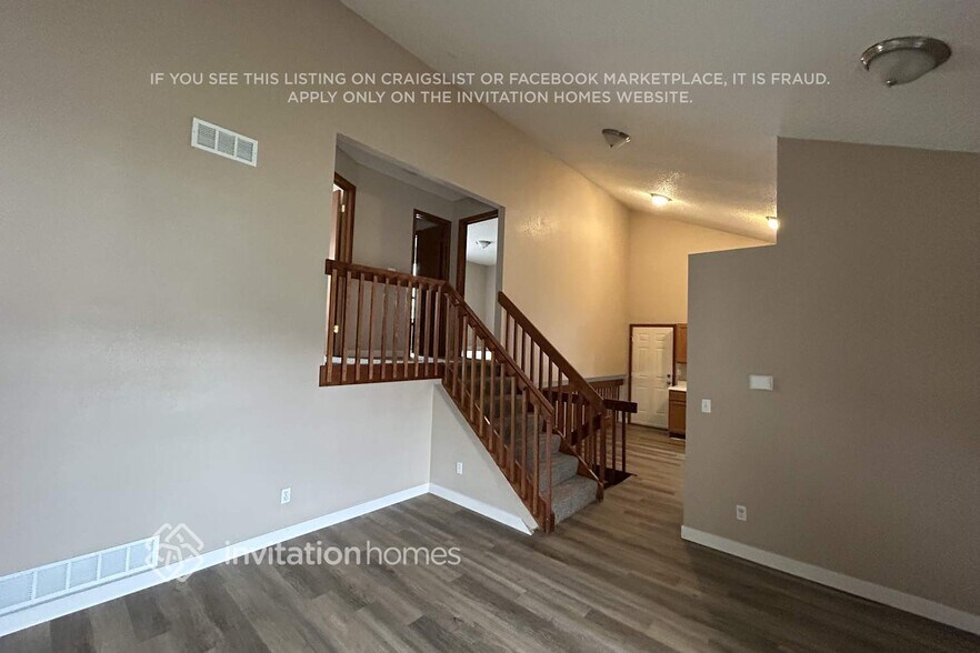 Building Photo - 10051 Shoshone Way