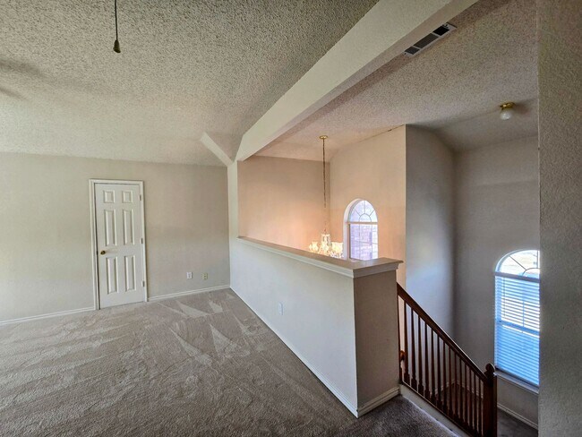 Building Photo - 214 Glen Ridge Dr