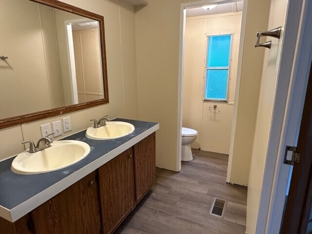 Building Photo - 326 Perkins Rd