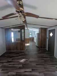 Building Photo - 115 Walnut Branch Dr