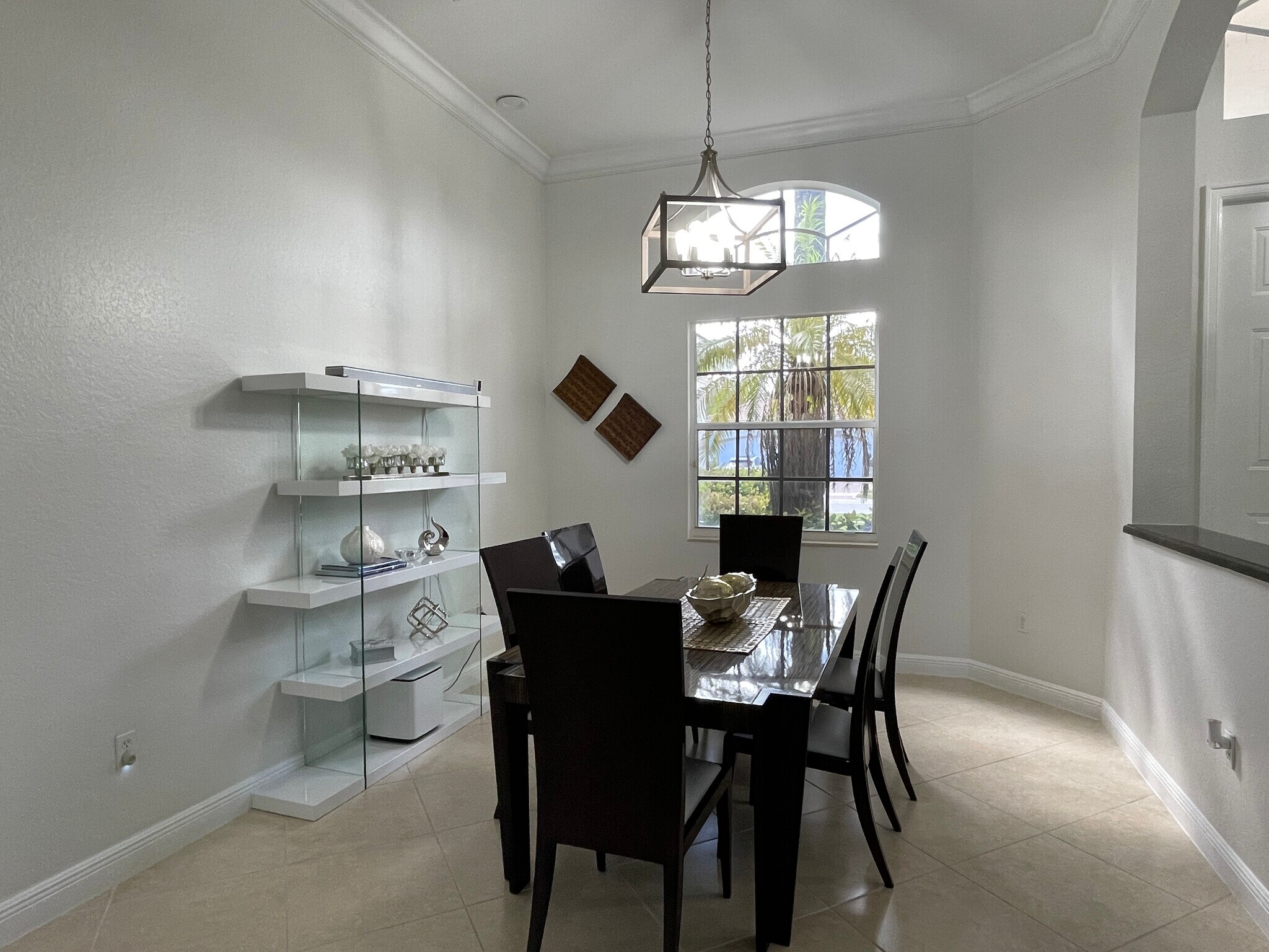 Dining - 15001 SW 33rd St
