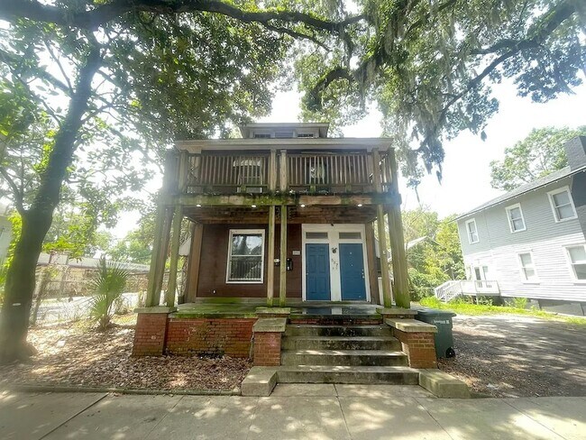 Building Photo - 537 E 37th St