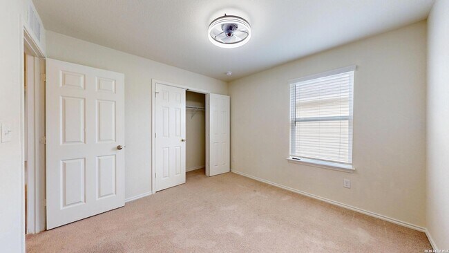 Building Photo - 344 Autumn Rouge