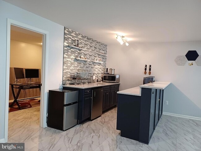 Building Photo - 25501 Emerson Oaks Dr