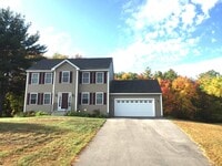 Building Photo - 27 Nesenkeag Dr