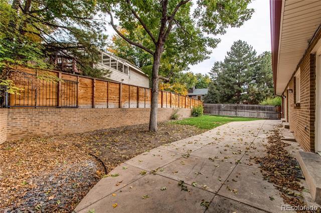 Building Photo - 1705 W 115th Cir