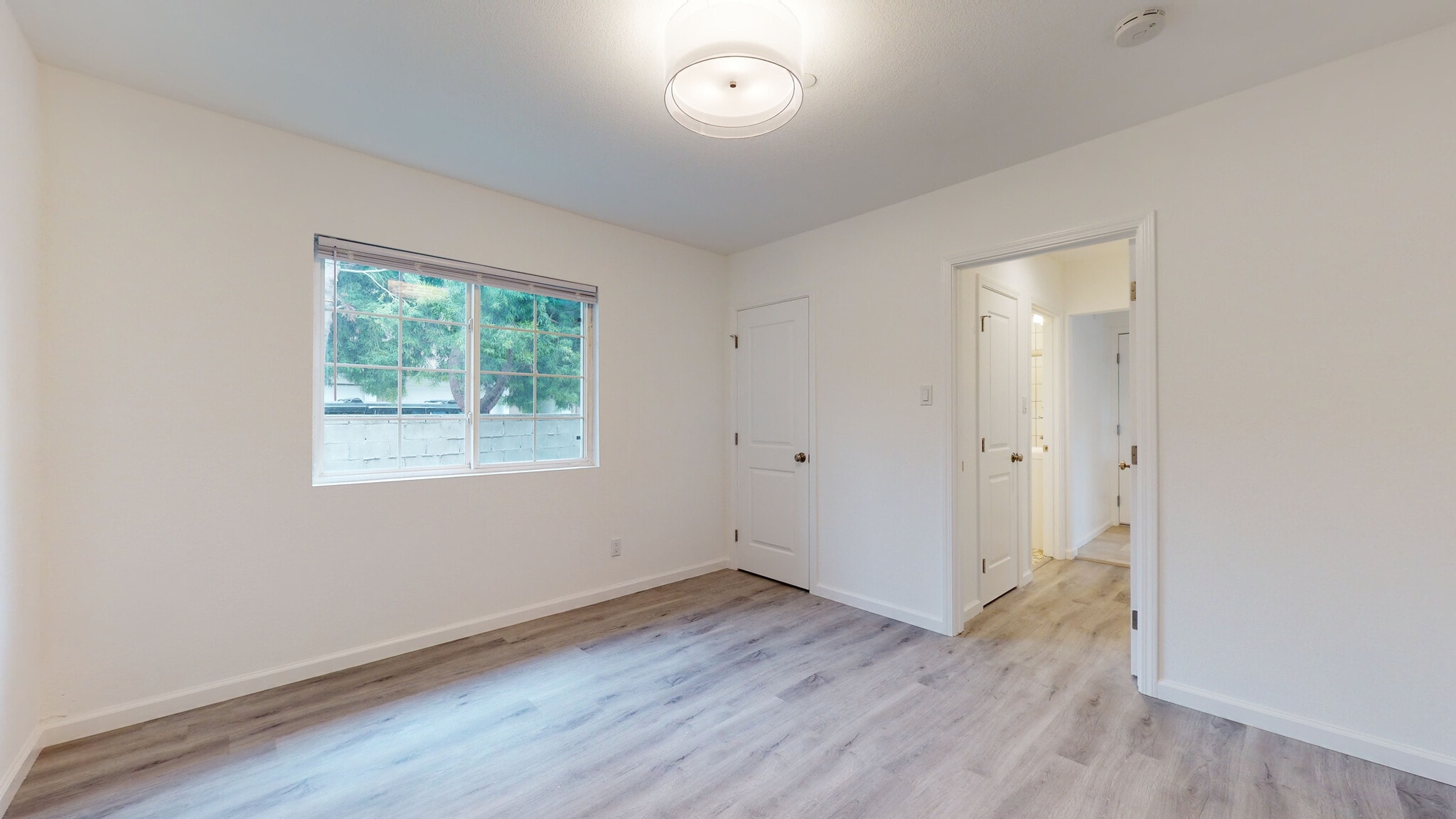 Building Photo - 1006 Tilton Ave