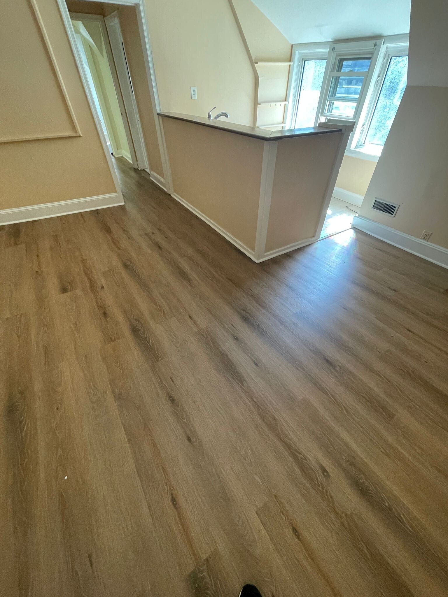 Building Photo - 3215 Summer St