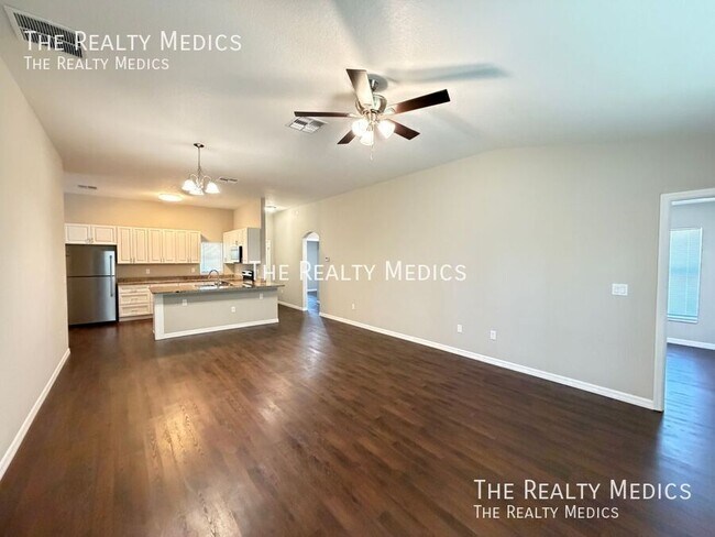 Building Photo - 13585 SW 42 Ave