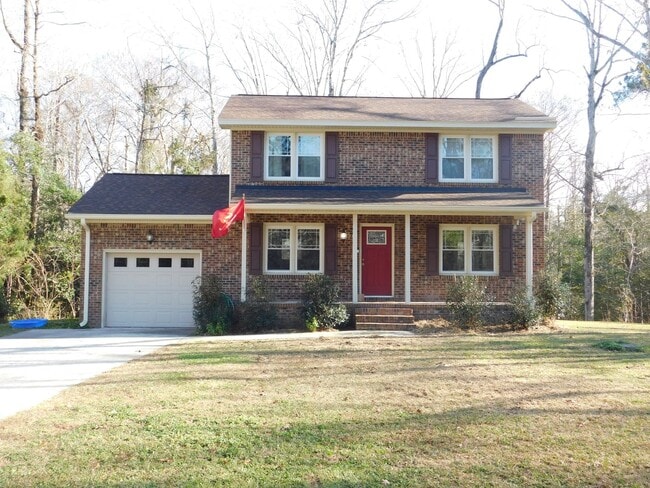 Building Photo - 105 Little Rossie Rd