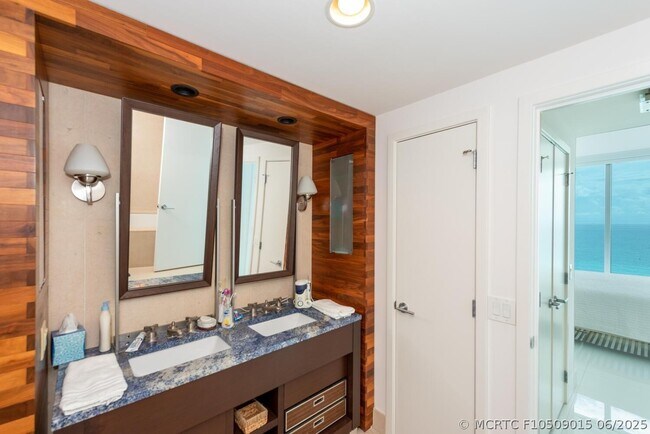 Building Photo - 6899 Collins Ave