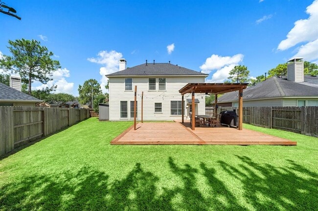 Building Photo - 3607 Chesapeake Ct