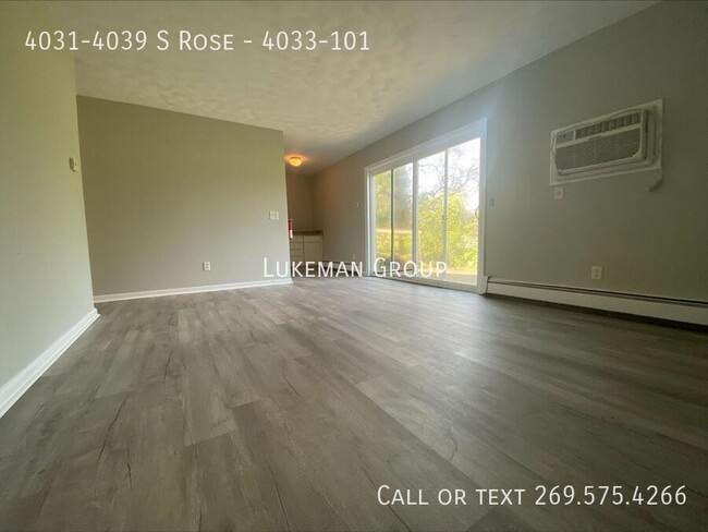 Primary Photo - 4031-4039 S Rose-4033-101