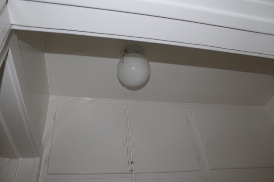 Building Photo - 14435 1/2 Califa St