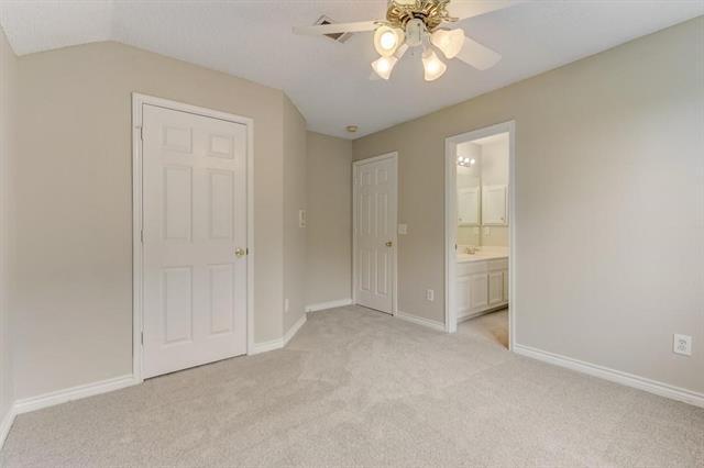 Building Photo - 725 Palm Desert Dr