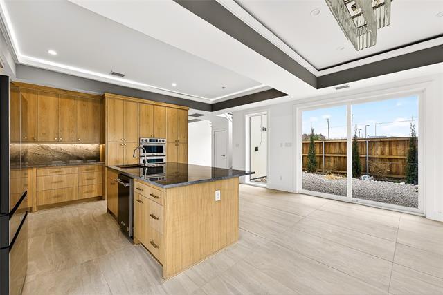 Building Photo - 328 Lavender Ln