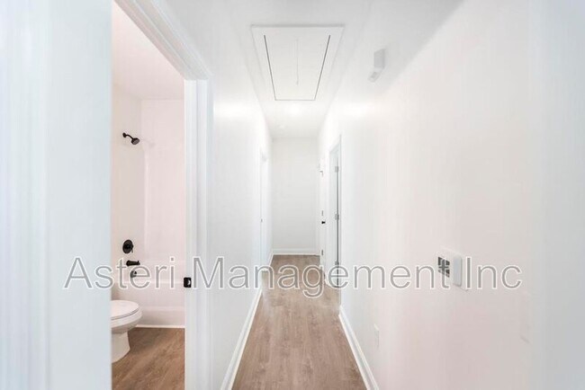 Building Photo - 2141 Houston Lake Rd