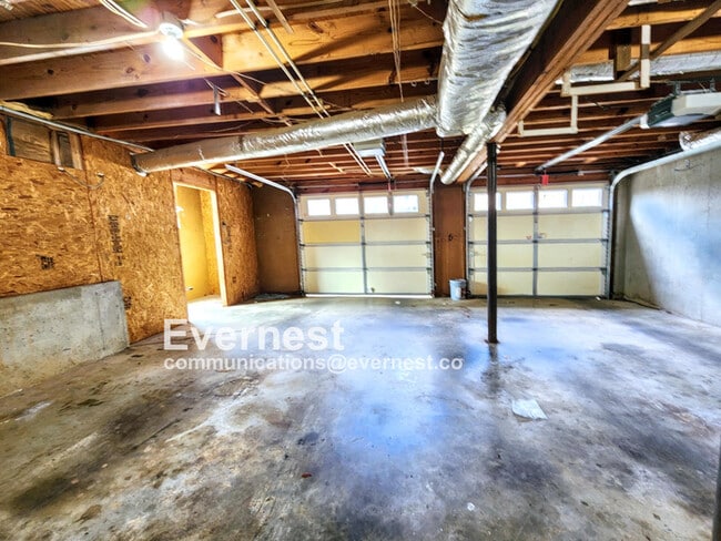 Building Photo - 2047 Arbor Forest Dr SW
