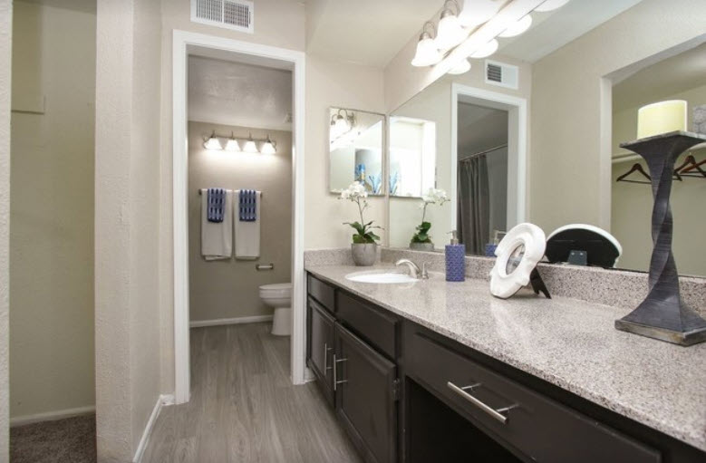 Waterford Grove Apartments - 3125 Crestdale Dr Houston TX 77080 ...