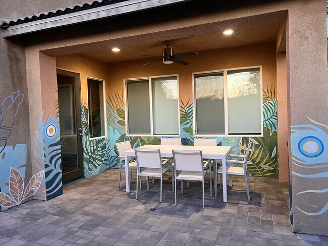 Building Photo - 42942 Del Lago Ct