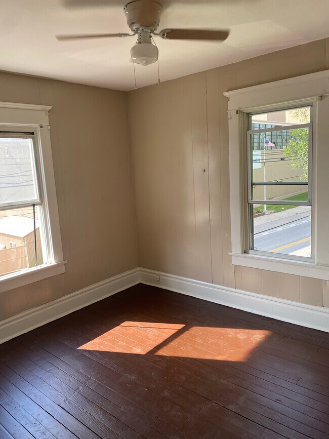 220 N Sharpsville Ave 220 N Sharpsville Ave Sharon PA 16146 Apartment Finder