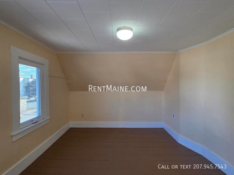 Building Photo - 16 Kendall St