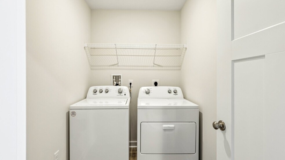 Building Photo - 415 Harmon Ct