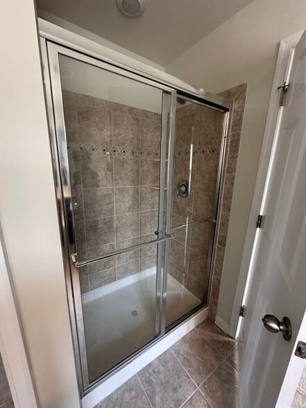 Building Photo - 25241 Orchard View Ter