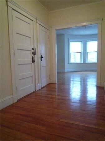 Building Photo - 235 Rawson Rd