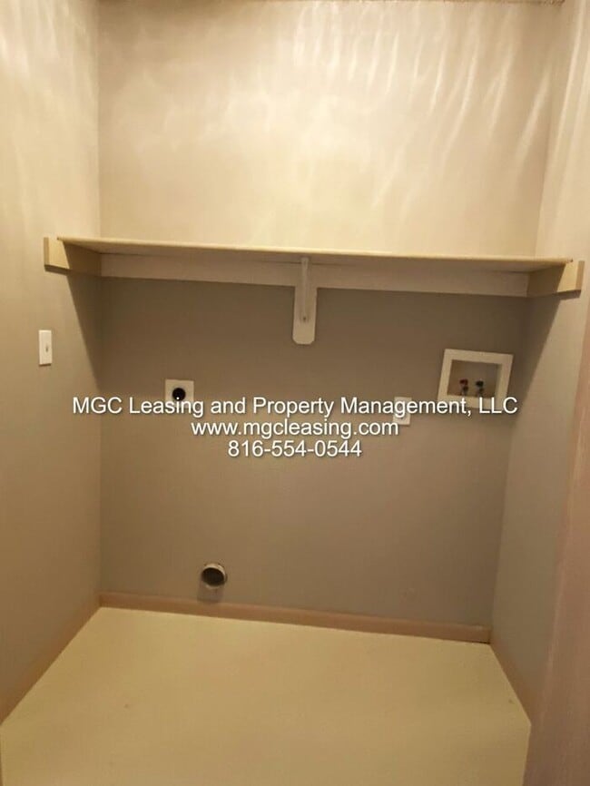 Building Photo - SOUTH GARDEN TOWNHOMES