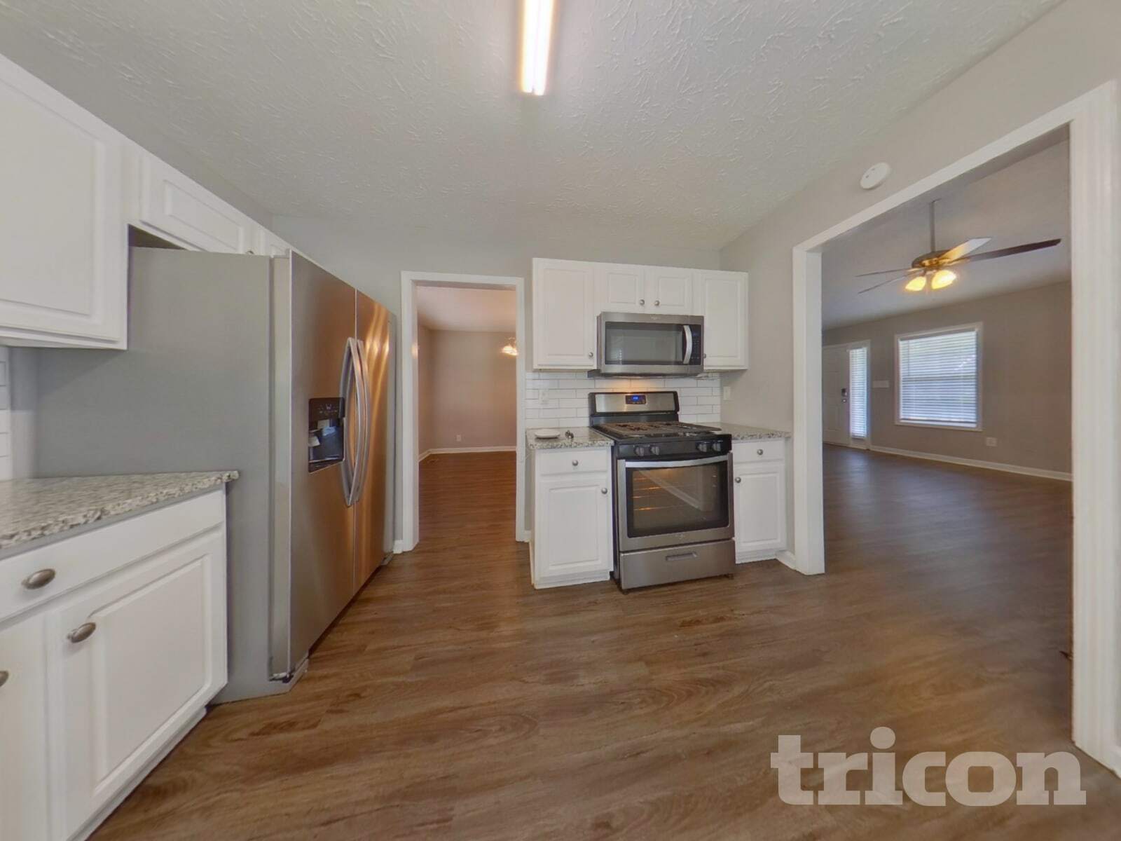 Building Photo - 34 Paradise Way