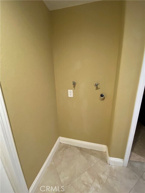 Building Photo - 16563 Mt Shelly Cir