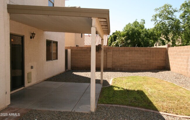 Building Photo - 12826 W Windsor Ave