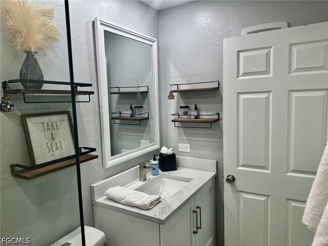 Building Photo - 3100 Seasons Way