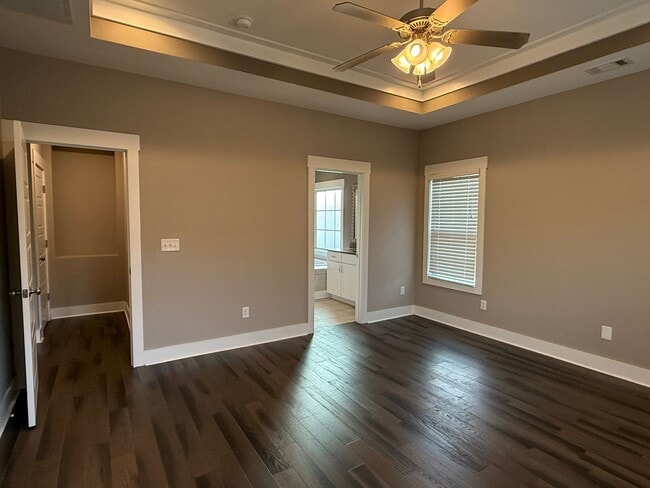 Building Photo - Beautiful Craftsman Style 2 Story Home in Parkerson`s Mill