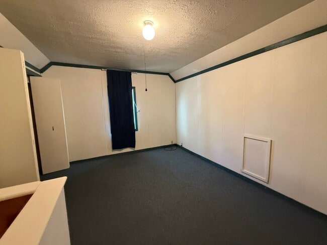 Building Photo - 3401 Odell Hwy