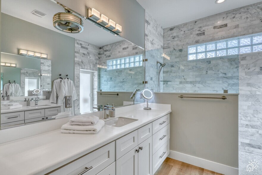 Building Photo - 1669 Colleen St