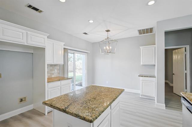 Building Photo - 7612 Sunburst Trail
