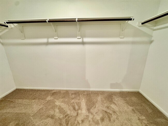 Building Photo - 10614 Cashew Run Ln