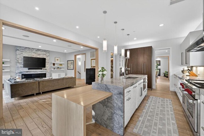 Building Photo - 5310 Dorsett Pl NW