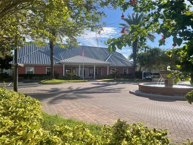 Building Photo - 249 Pompano Dr SE