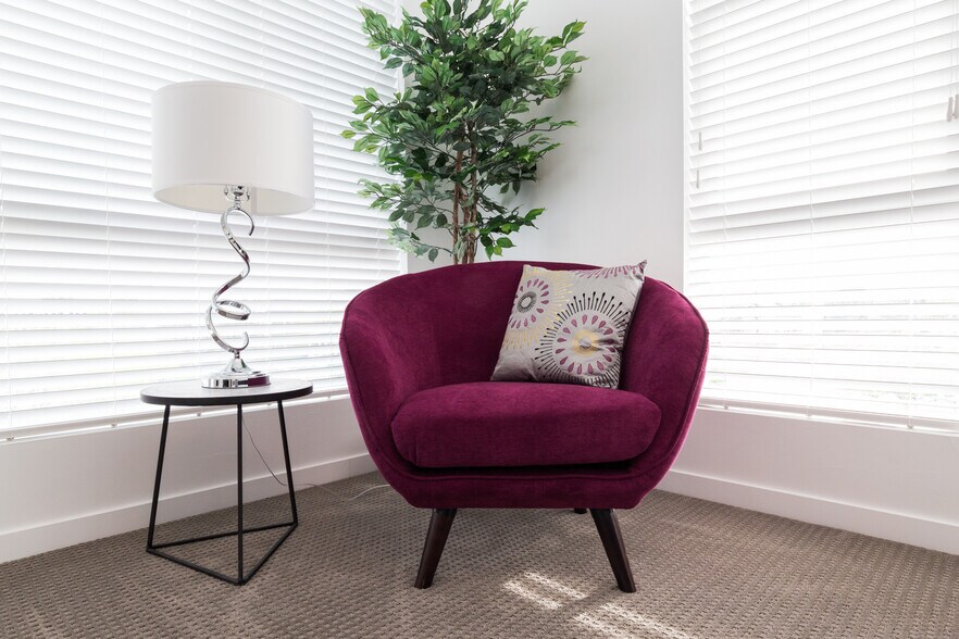 Building Photo - 3081 W 16th Ave