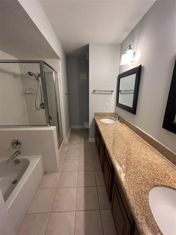 Building Photo - 15221 Berry Trail