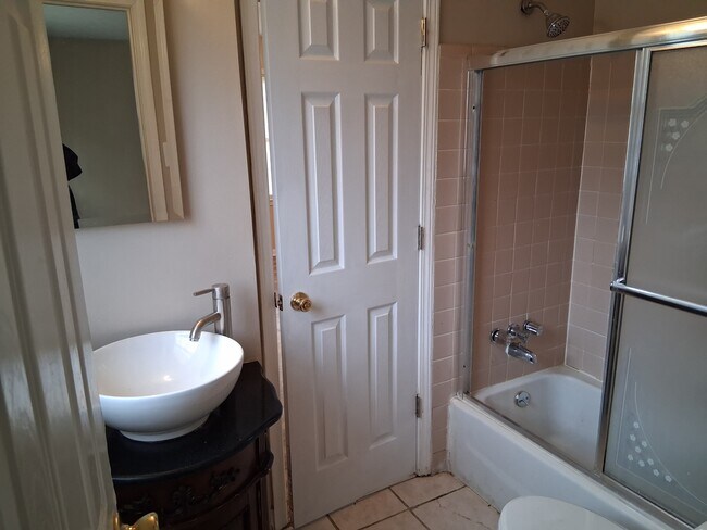 Building Photo - 3336 Cowan Mill Ct