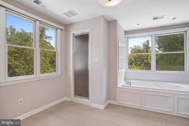 Building Photo - 710 Parrish Farm Ln