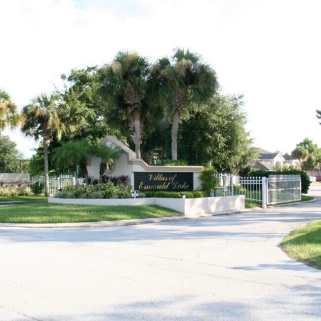 Building Photo - 2609 Emerald Lake Ct