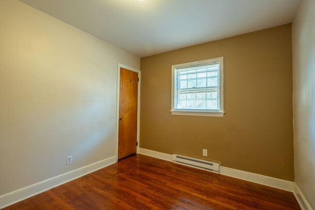 Building Photo - 3209 Pine Brook Ln