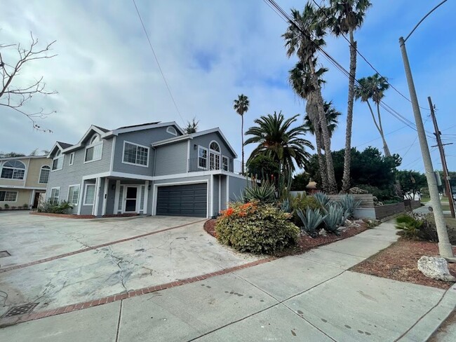 Building Photo - Newly Remodeled 3 bed 2.5 bath Long Beach ...