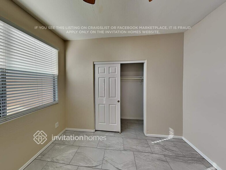 Building Photo - 8787 W Augusta Ave