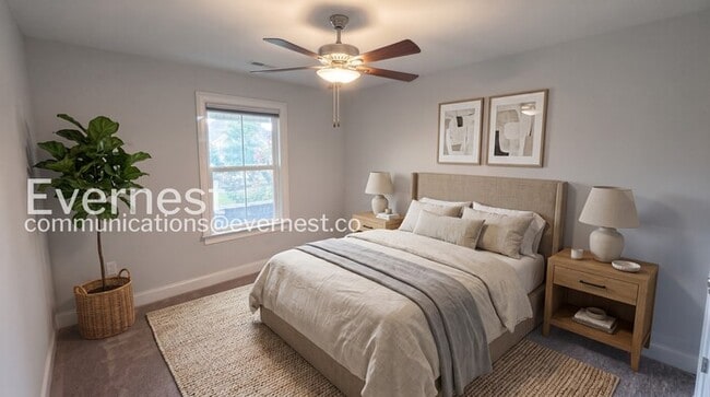 Building Photo - 4-Bed/2.5-Bath/Pet Friendly/Available Now!